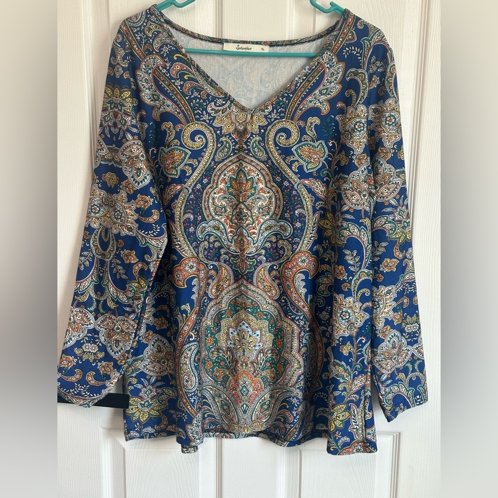 Sakurafina Tunic Paisley Women’s Top. Size  XL multicolor paisley print tunic.